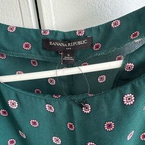 Banana republic top.